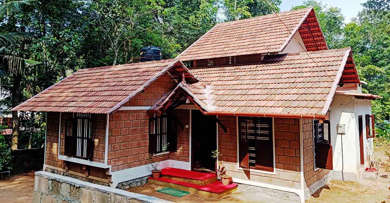 an-eco-friendly-dream-home-in-kottayam-built-on-a-budget-of-rs-10-lakh