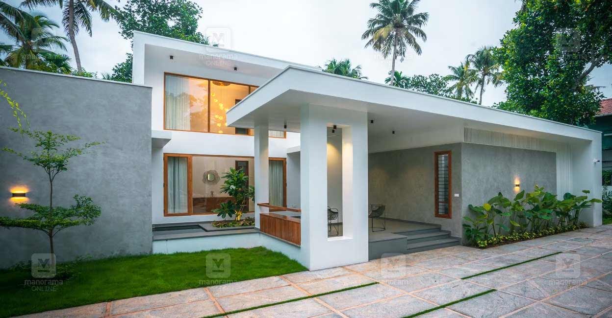 Small and simple, this Kodungallur home is an architectural spectacle