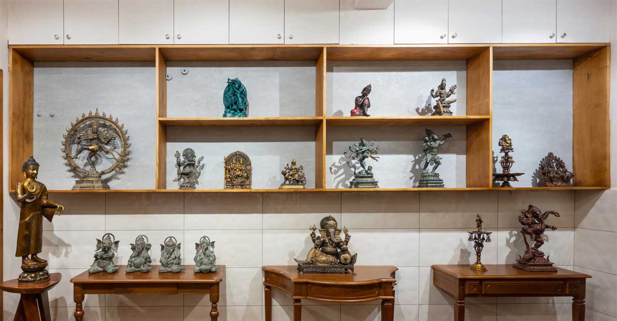 Bronze Age’s gallery at Kadavanthra in Kochi showcases its products, including sculptors in various media, artefacts and 24 carat idols in all its fineness. Photo: Special arrangement
