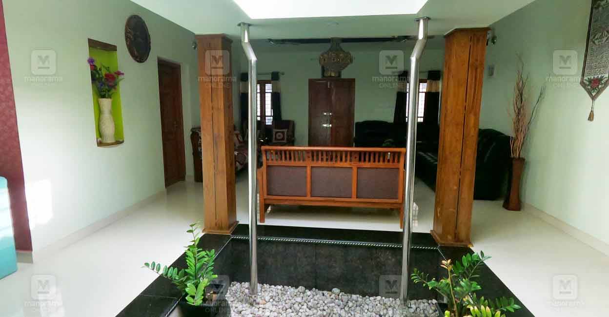 adoor-house-04 adoor-house-04