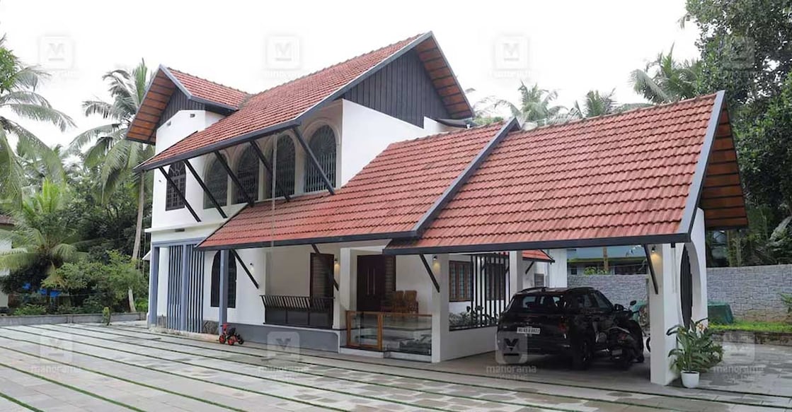 Granting a tropical look to the elevation played a major role in the renovation process of this house. Photo: Special arrangement