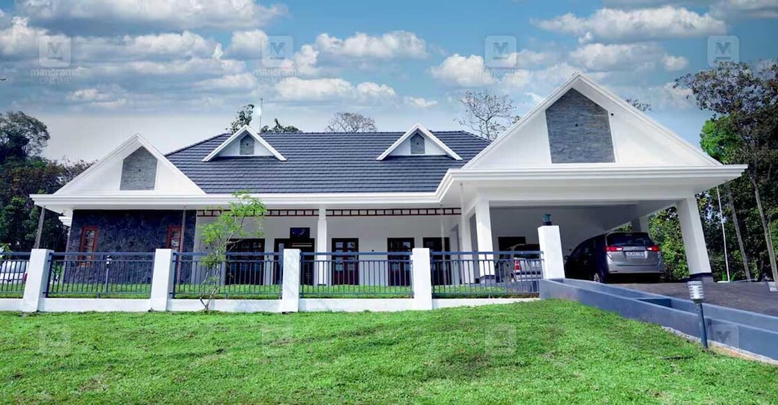 The house has been designed by ensuring greenery, natural lighting and excellent cross ventilation. Photo: Special arrangement