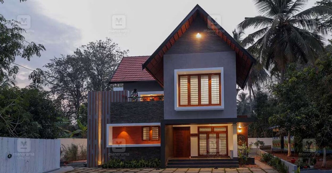 The stone cladding and the outer walls highlighted with texture paint make the elevation stand out. Photo: Special arrangement 