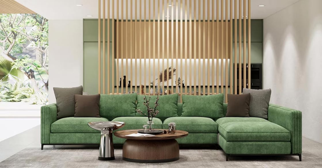 sofa-article-c Sit on the sofa to check whether the spring makes any sound before buying it. Photo credit:Bibica/istock.com