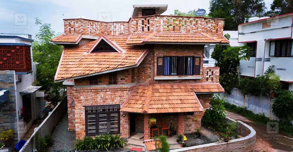 The stylish and sustainable house boasts a circular courtyard and natural ventilation, offering cool comfort at an astonishingly low cost. Photo: Special arrangement 