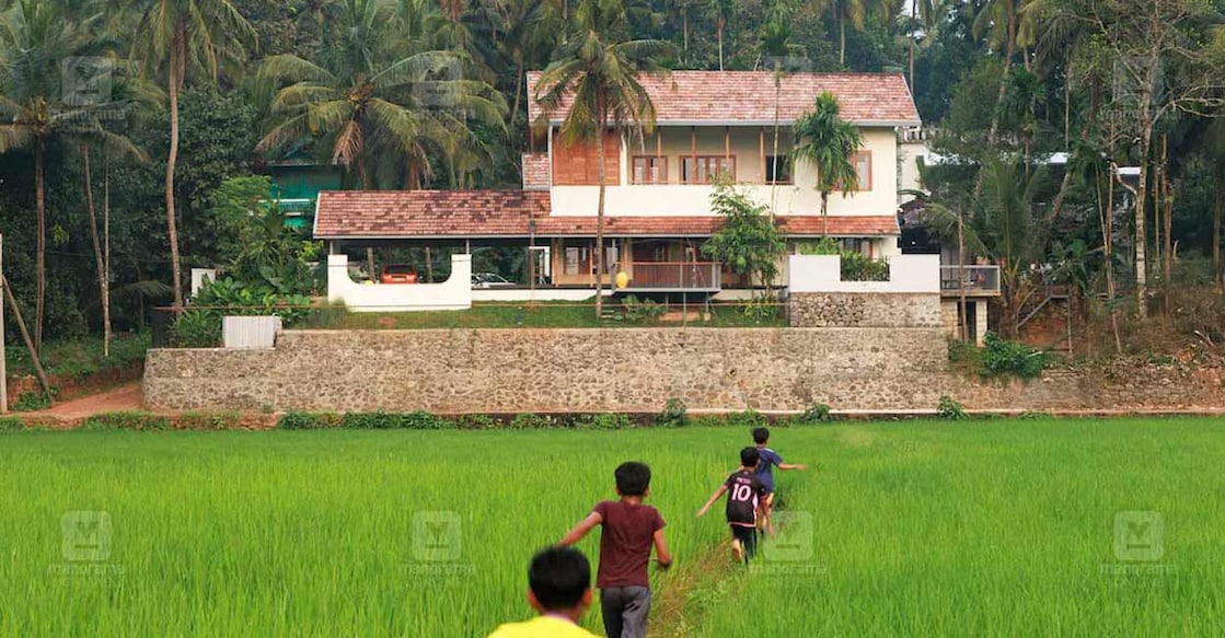 The stunning house, with its paddy field views and traditional design, attracts visitors from far and wide. Photo: Special arrangement