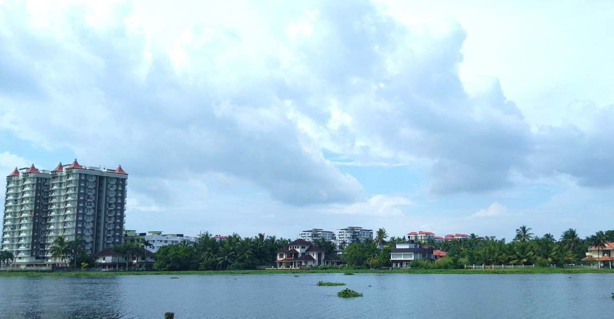 A neighbourhood by the backwaters in Kochi, Kerala. Photo: Ann Rochyne Thomas
