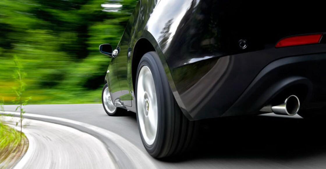 'Women more vulnerable in car accidents than men'