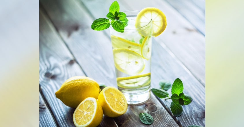 Lemon water for outlet flat tummy