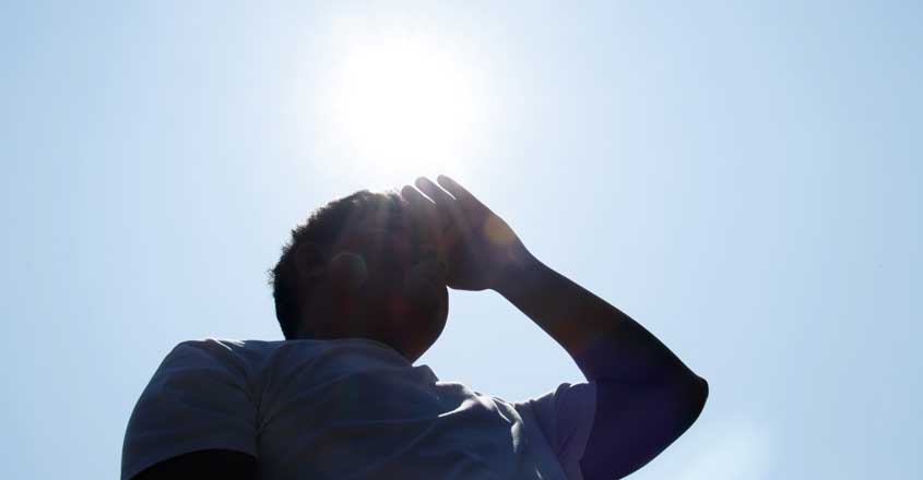 Man dies of sunstroke in Malappuram as searing heat scorches Kerala Man dies of sunstroke in Malappuram as searing heat scorches Kerala