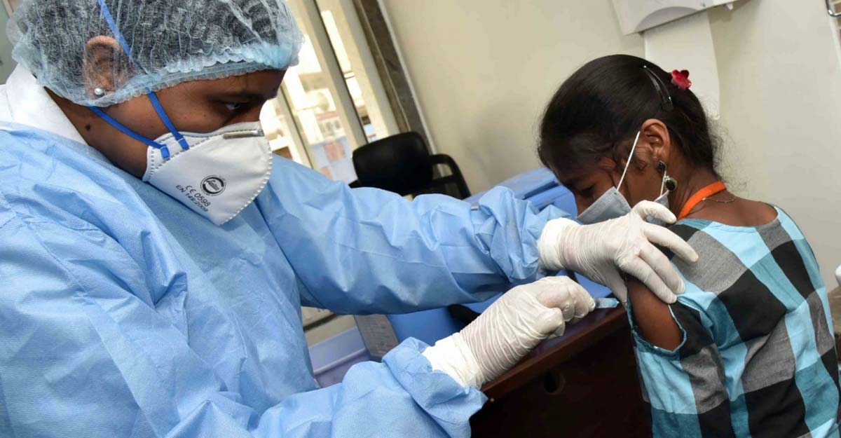 Hyderabad: Telangana on sunday, 3 January 2021 took the initial steps towards preparing the ground for mass administration of the Covid-19 vaccine with a dry run in seven places in the State.-Subject Expert Committee of Central Drug Standard Control Organization on Saturday recommended Bharat Biotechâ s â Covaxinâ for emergency use in India. The final decision on its approval will, however, be taken by the Drug Controller General of India (DCGI). (Photo: IANS) Hyderabad: Telangana on sunday, 3 January 2021 took the initial steps towards preparing the ground for mass administration of the Covid-19 vaccine with a dry run in seven places in the State.-Subject Expert Committee of Central Drug Standard Control Organization on Saturday recommended Bharat Biotechâ s â Covaxinâ for emergency use in India. The final decision on its approval will, however, be taken by the Drug Controller General of India (DCGI). (Photo: IANS)