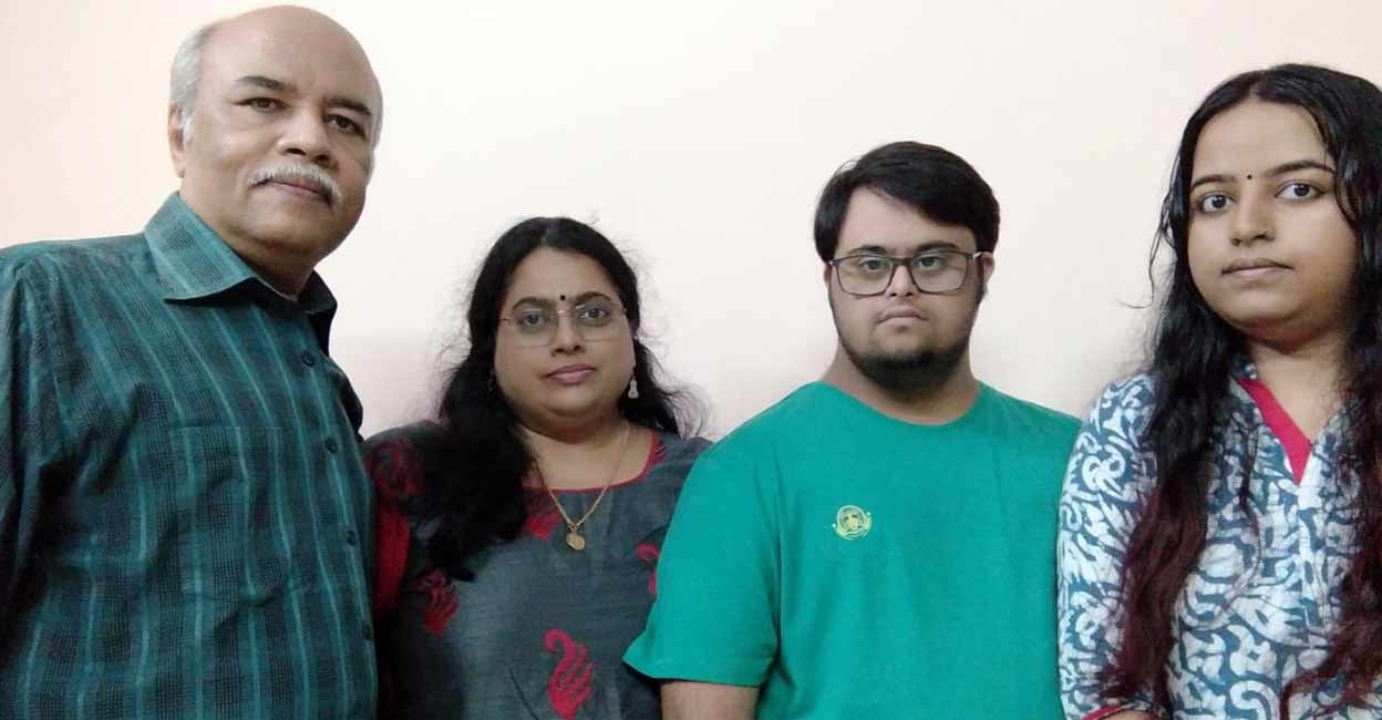 gopikrishnan-family gopikrishnan-family