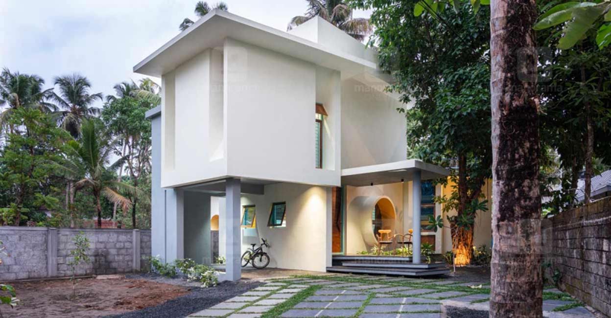simple-house-yard-c simple-house-yard-c