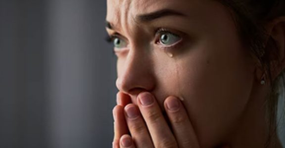 Sniffing Women's Tears May Reduce Aggression in Men, Study Finds, Smart  News