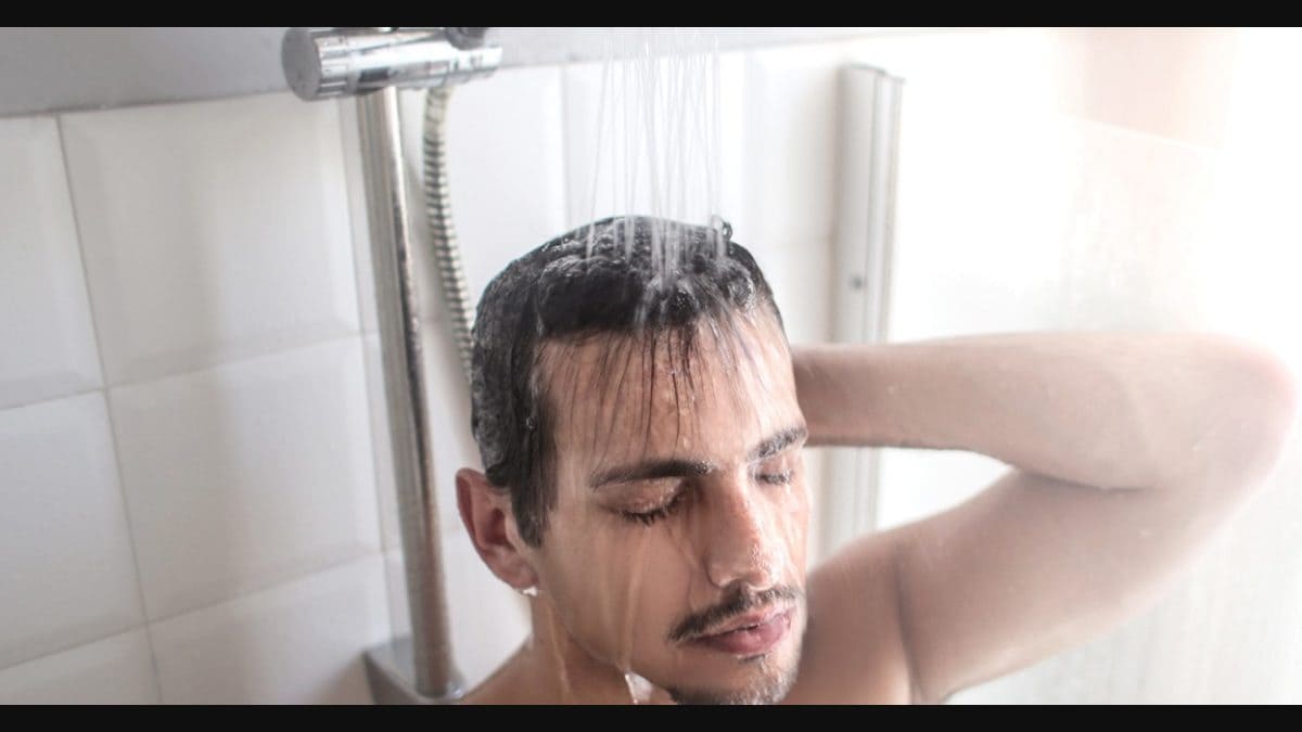 Did you know these benefits of a hot shower   Lifestyle Health ...