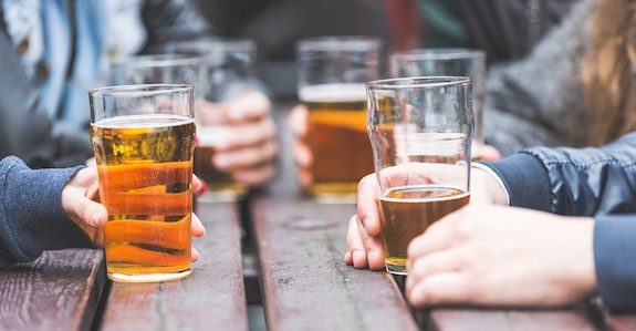 490304270 New therapies for treating risky drinking behaviour in both teens and adults can be developed through research on brain mapping data. Photo: william87 / iStock