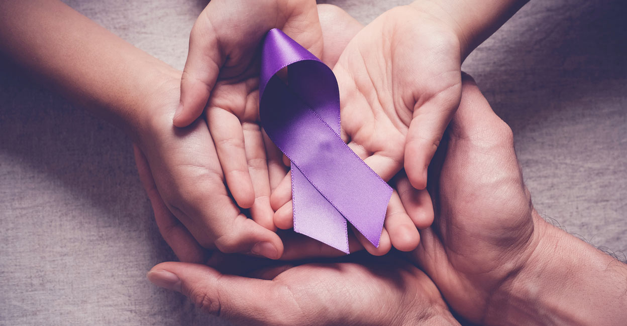 It is advisable to quit consumption of liquor altogether rather than attempting to reduce the quantity consumed if you are serious about keeping cancer away.  Photo: iStock/SewcreamStudio