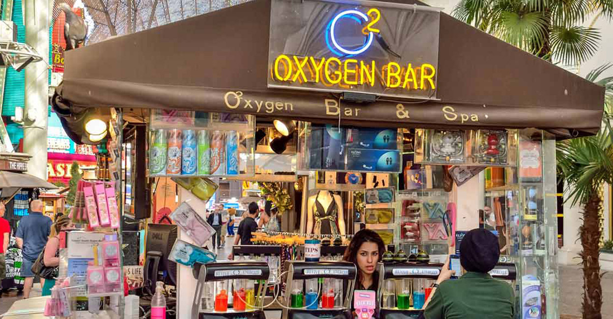 While pure oxygen is odourless, oxygen bars offer the air in aromas of cinnamon, peppermint, spearmint, lavender, eucalyptus, lemongrass and vanilla. Representative image/iStock/ablokhin