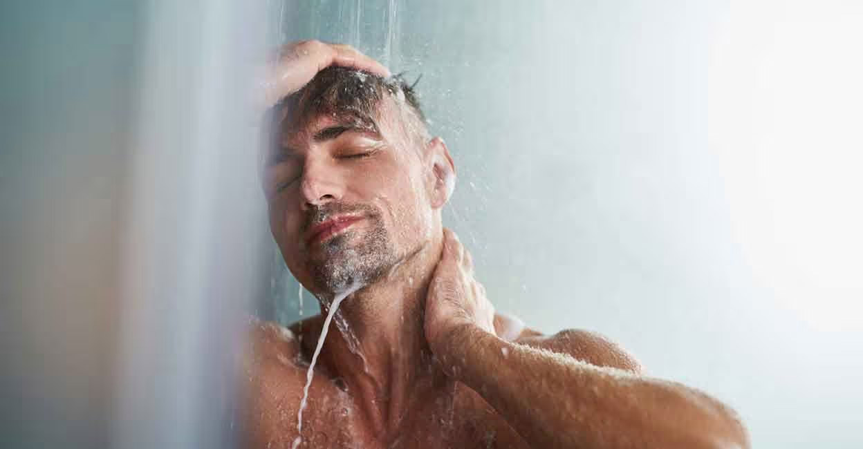 Cold showers can help increase testosterone production in men. Photo: Shutterstock