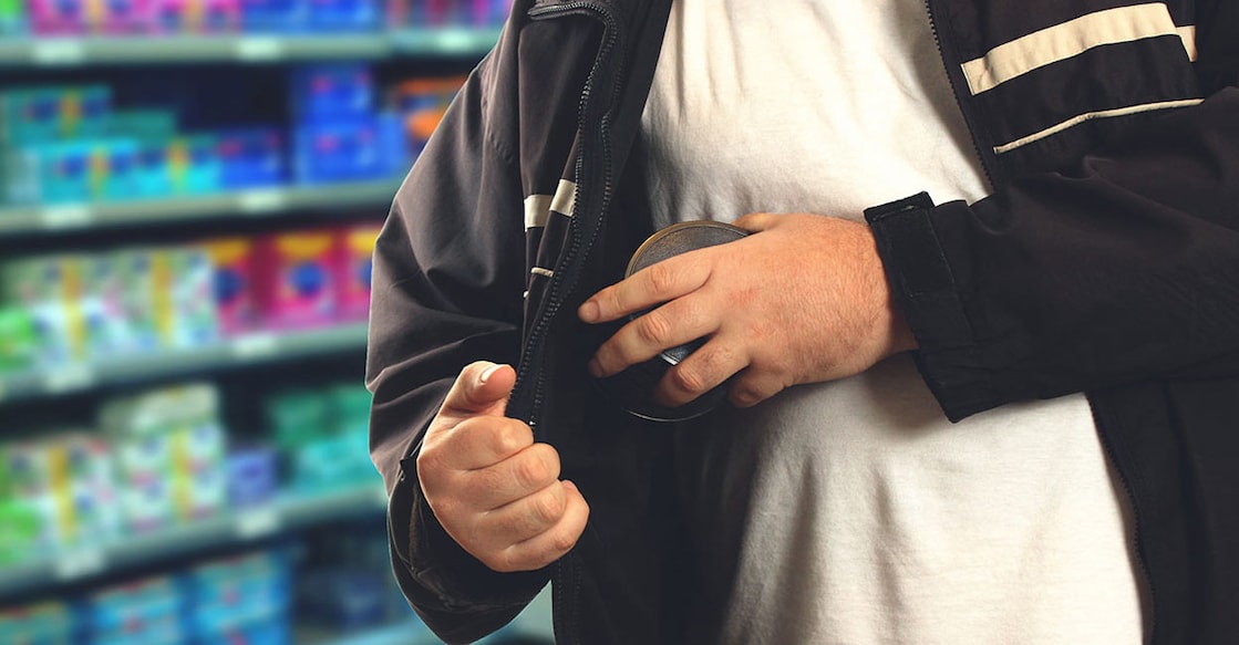 Kleptomaniacs steal impulsively with no intent to profit from the stolen items. Photo: Shutterstock/springtime78