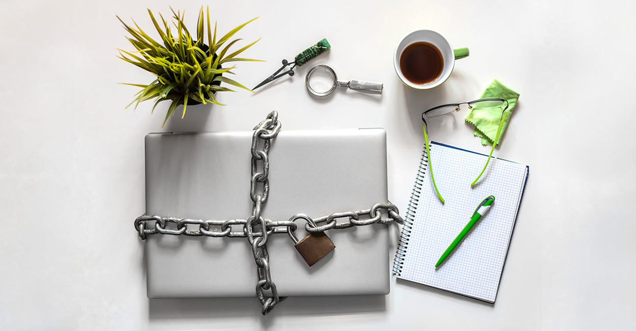 Experts say digital detox can reduce stress, calm you down, and improve health. Photo: iStock/Jossfoto