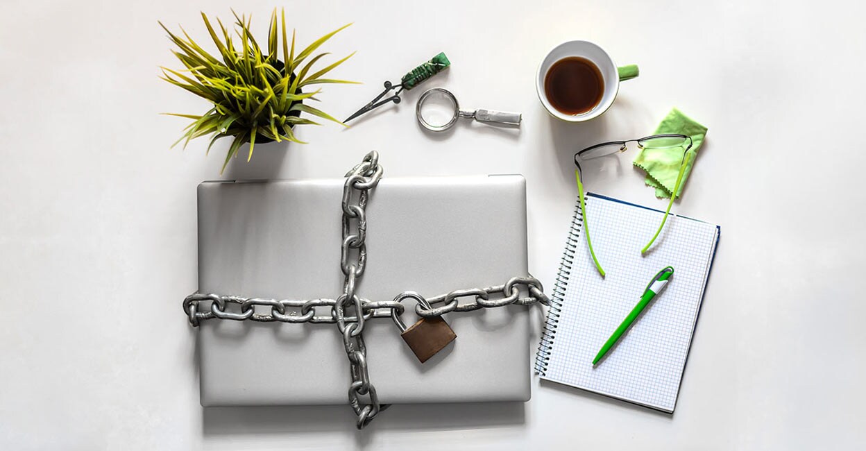 Experts say digital detox can reduce stress, calm you down, and improve health. Photo: iStock/Jossfoto