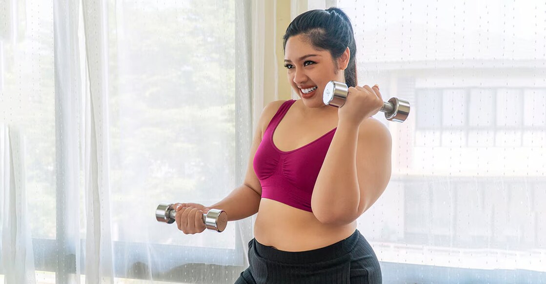 Compared to those who do not work out at all, people who exercise twice a week have less chance of having heart attacks strokes and other heart-related ailments. Photo: iStock/keaw6566