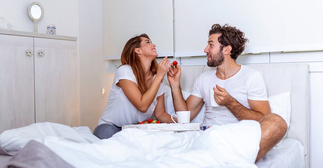 Various studies have validated that fruits, vegetables, grains, food with lean protein and healthy fat, and food containing antioxidants, vitamins and minerals can get you into the mood. Photo: iStock/stefanamer