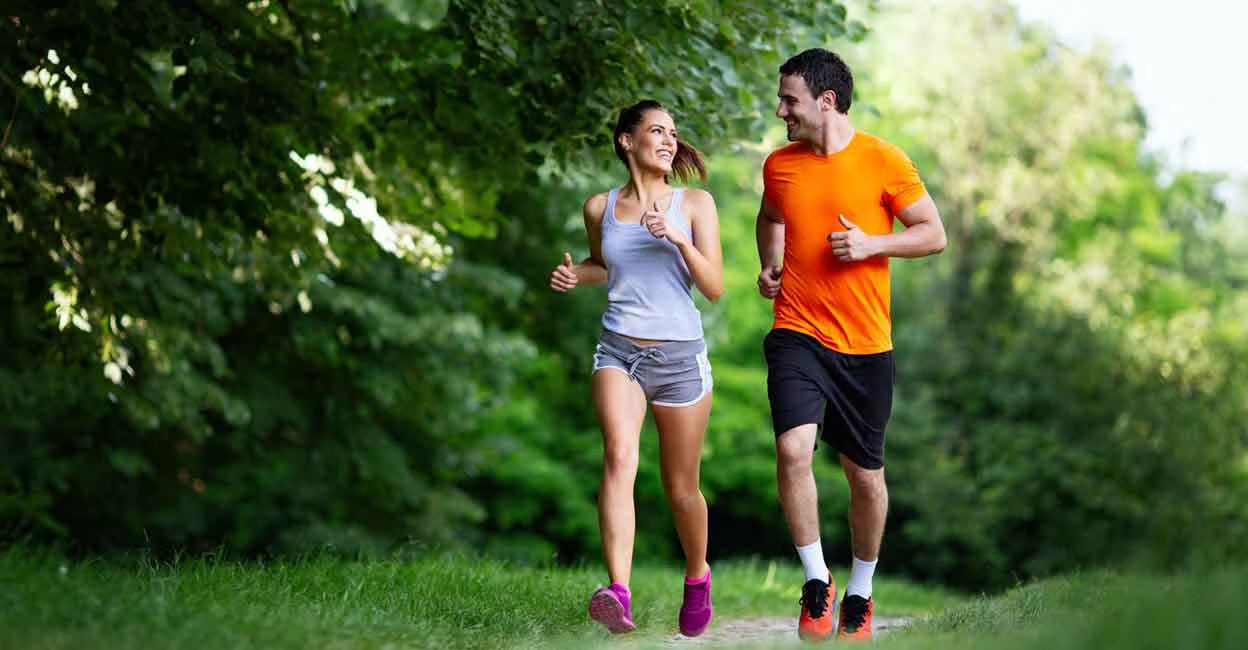 In summer, the best time to work out is early in the morning. Photo: iStock/nd3000
