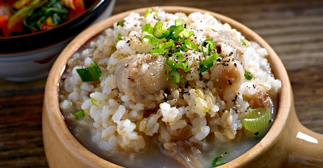 It is better to consume rice or gruel as soon as they are cooked. Photo: iStock/4kodiak