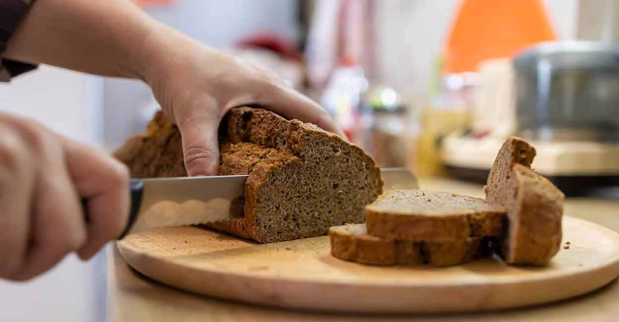 As per the FSSI act, the names of the ingredients along with their structure should be listed on the packet in descending order based on their weight. Photo: iStock/Light Design