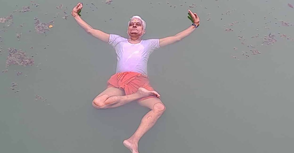 jala-yoga Ananthanarayanan, who is popularly called Ananthan Swamy, says the jala yoga technique is taught as part of 'pravini pranayanama.' Photo: Special Arrangement