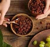 Raisins, sultanas and currants: Which dried grape variety is best to improve metabolism?