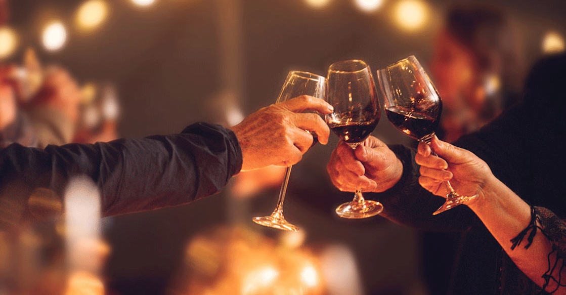 There is no dearth of tips on ‘whatsApp universities’ on ‘How to drink healthy at night.'        Photo: iStock/wilpunt