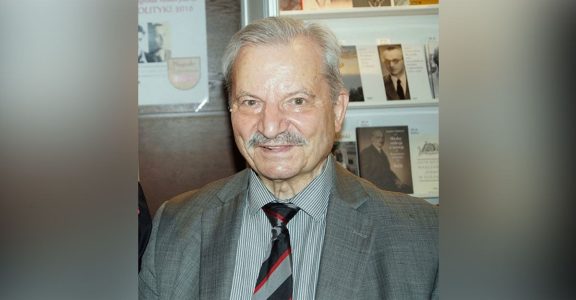 M Krzysztof Bryski M Krzysztof Bryski