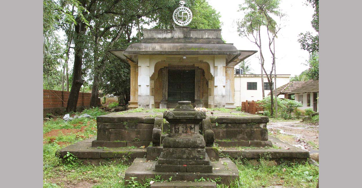 Jainimedu Jain temple, Palakkad Jainimedu Jain temple, Palakkad