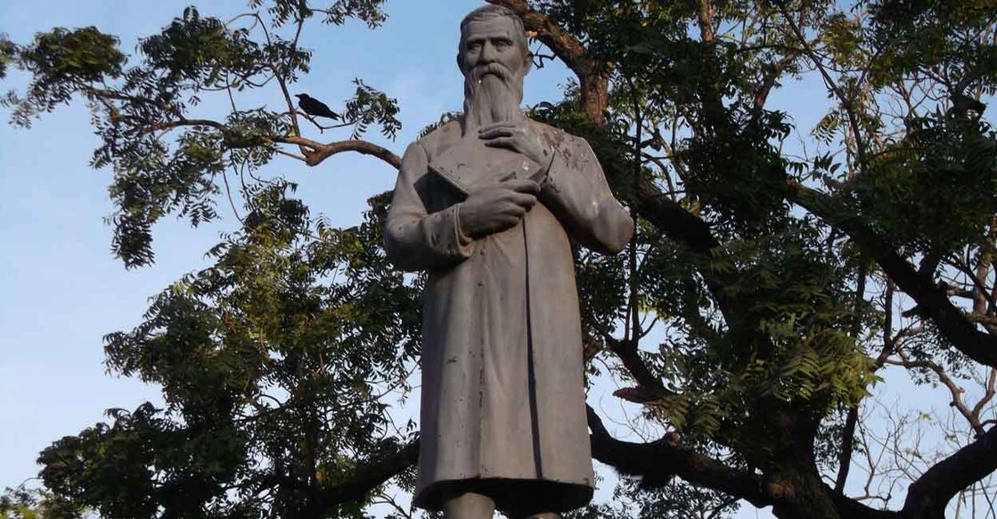 Robert Caldwell's statue at Marina Beach in Chennai. Photo: Wikimedia Commons/Rasnaboy 