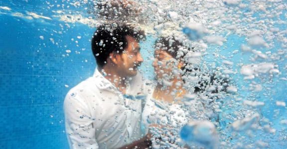 Underwater wedding photo shoot; the latest trend, Lifestyle News