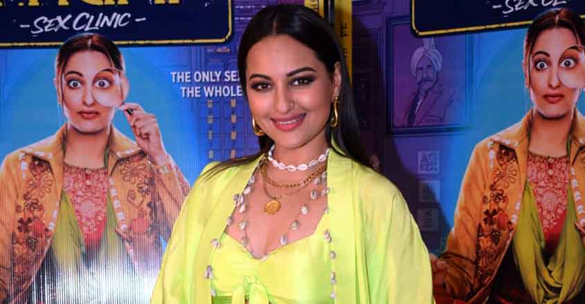 Mumbai:  Actress Sonakshi Sinha during the promotion of her upcoming film "Khandaani Shafakhana" in Mumbai, on June 21, 2119. (Photo: IANS)