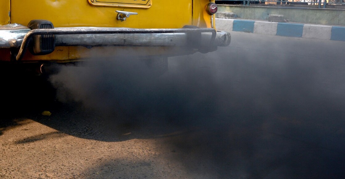 Kolkata: A car emitting smoke which is leading to air pollution, seen on the eve of World Environment Day, in Kolkata on June 4, 2019. (Photo: Kuntal Chakrabarty/IANS) Kolkata: A car emitting smoke which is leading to air pollution, seen on the eve of World Environment Day, in Kolkata on June 4, 2019. (Photo: Kuntal Chakrabarty/IANS)