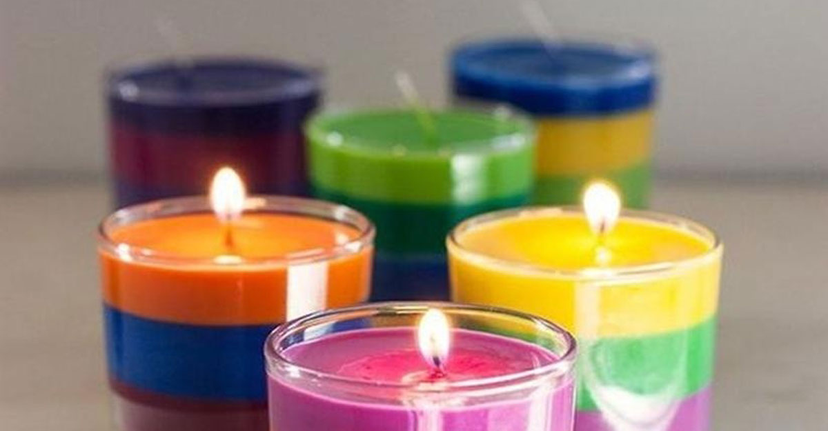 Tips to make DIY Crayon Candle with children at home. Tips to make DIY Crayon Candle with children at home.