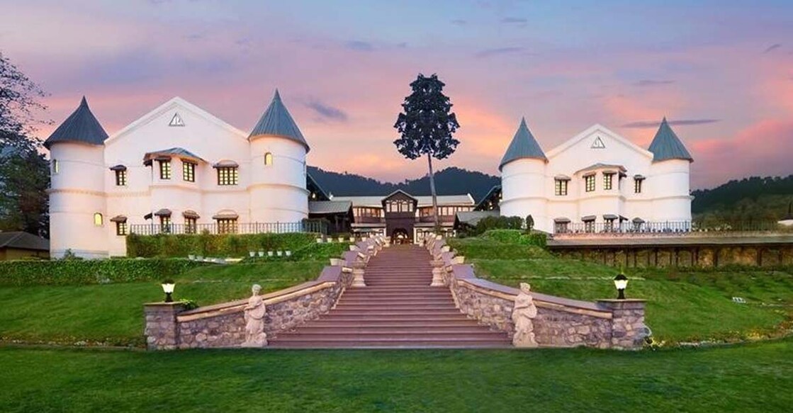 Welcome Hotel The Savoy.