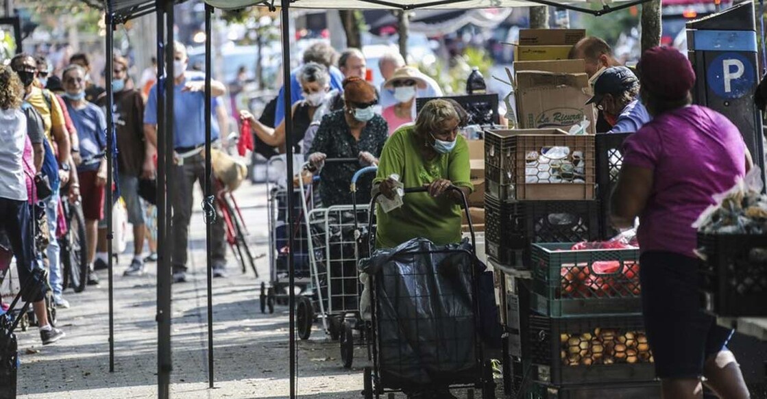 Washington, Aug. 21, 2020 (Xinhua) -- People have dinner at restaurants in Washington, D.C., the United States, Aug. 7, 2020. (Xinhua/Liu Jie/IANS)