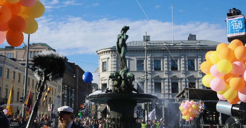 HELSINKI, May 1, 2018 (Xinhua) -- The statue of Havis Amanda is seen near the southern waterfront of Helsinki, Finland, April 30, 2018. Havis Amanda, a landmark bronze statue standing in southern waterfront of Helsinki, is grandly crowned with a white student cap on the eve of May Day every year. (Xinhua/Li Jizhi/IANS) HELSINKI, May 1, 2018 (Xinhua) -- The statue of Havis Amanda is seen near the southern waterfront of Helsinki, Finland, April 30, 2018. Havis Amanda, a landmark bronze statue standing in southern waterfront of Helsinki, is grandly crowned with a white student cap on the eve of May Day every year. (Xinhua/Li Jizhi/IANS)
