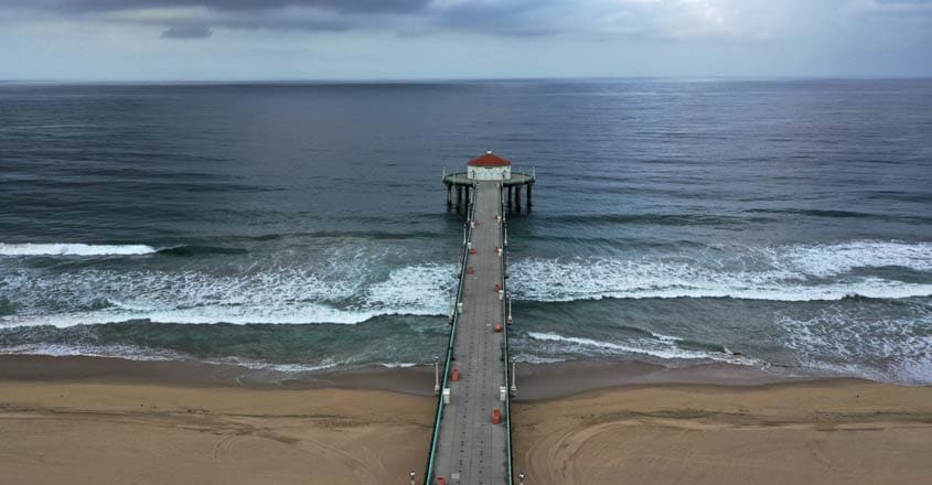 HEALTH-CORONAVIRUS-LA-BEACHES-DRONE