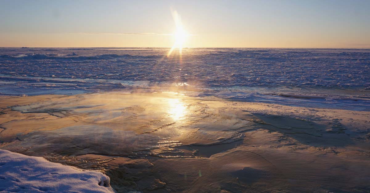 earth-losing-ice-faster