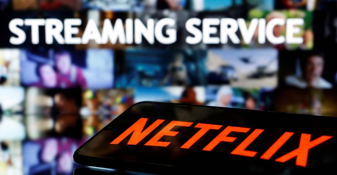 A smartphone with the Netflix logo. REUTERS/Dado Ruvic/Illustration/File Photo