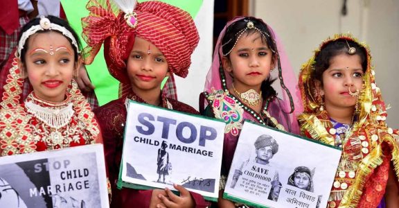 Bikaner: School children participate in an awareness campaign to stop child marriages on 'Akshaya Tritiya', in Bikaner, Rajasthan on April 27, 2017.  (Photo: IANS)