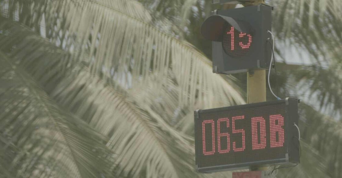 Deafened by Mumbai's millions of annoying honkers who love to blare their vehicle horns even when the signal is red, the Mumbai Traffic Police has quietly come up with a unique initiative to curb the alarming noise pollution levels in the countryâ s commercial capital. Deafened by Mumbai's millions of annoying honkers who love to blare their vehicle horns even when the signal is red, the Mumbai Traffic Police has quietly come up with a unique initiative to curb the alarming noise pollution levels in the countryâ s commercial capital.