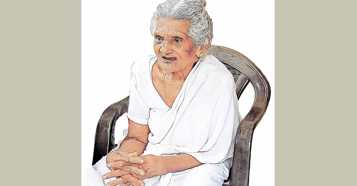 Kuttiyamma At 101, Kuttiyamma still enjoys sweetened tea and wishes to work in the fields.